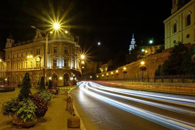 Jak vybrat správnou velikost a tvar škrabadla pro vaši kočku